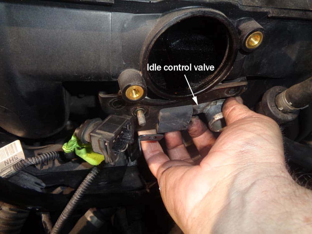 See C3833 repair manual
